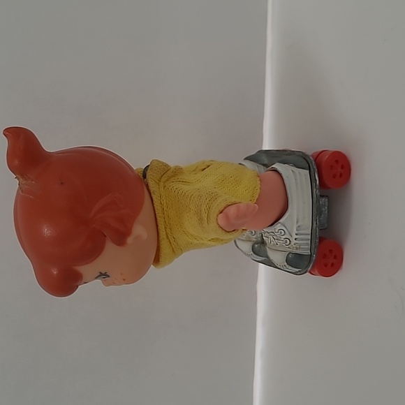 Vintage Small Shots roller girl - Picture 3 of 8